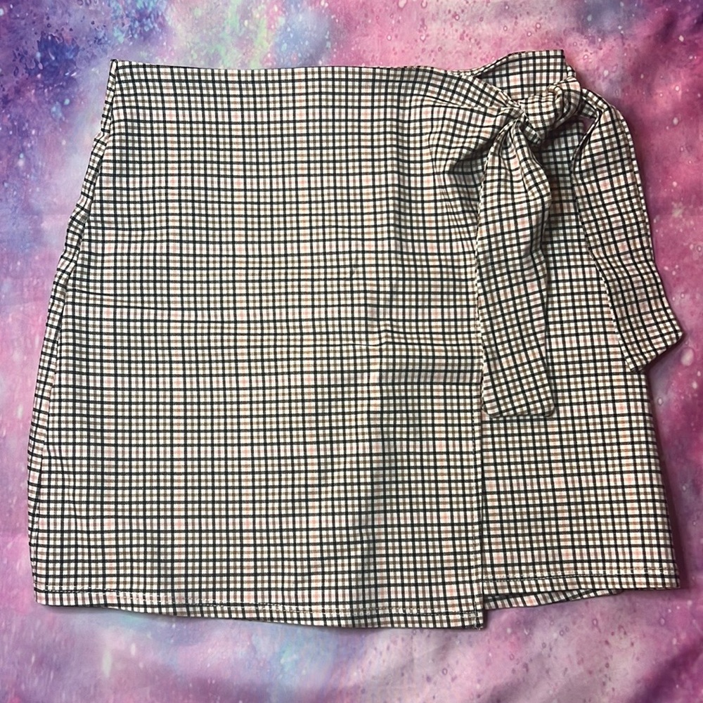 Originality Francesca’s Brown/Pink Plaid Skirt